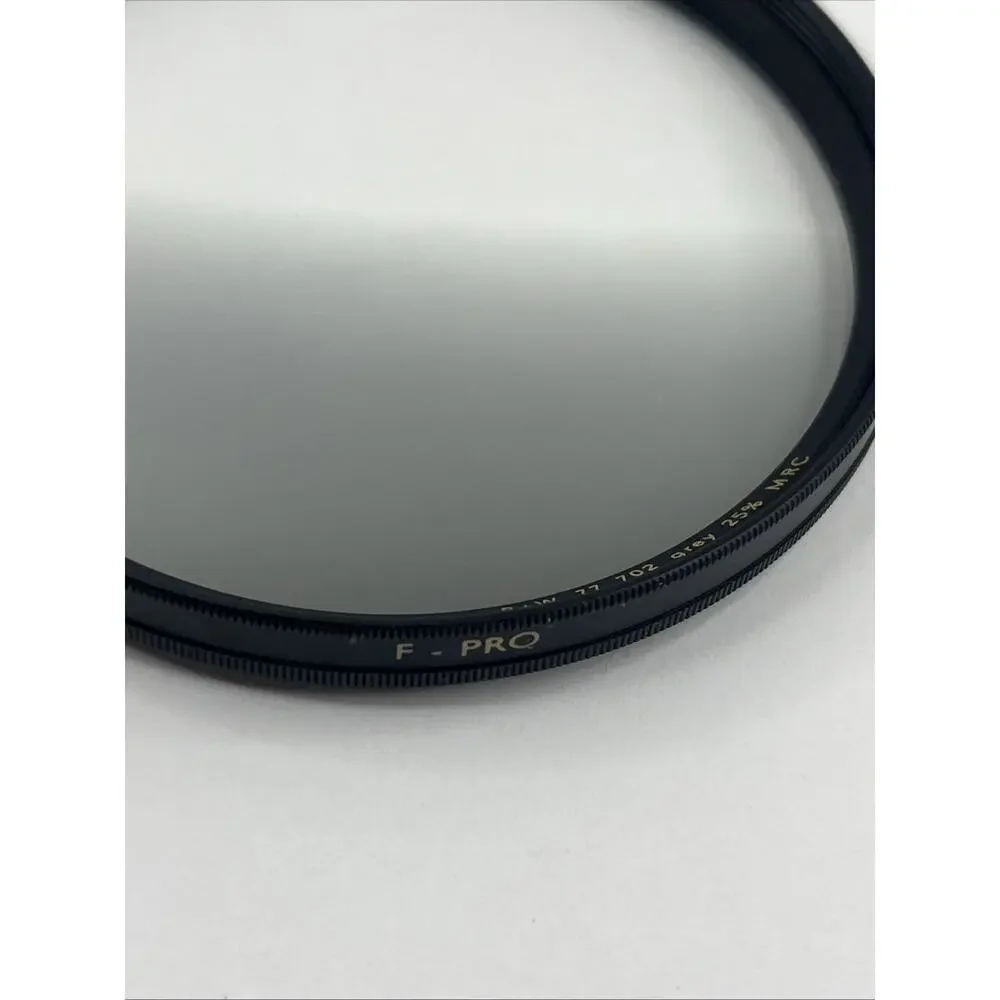 B+W MRC 77mm 702 Grey 25% Graduated 0.6 ND Filter #G300